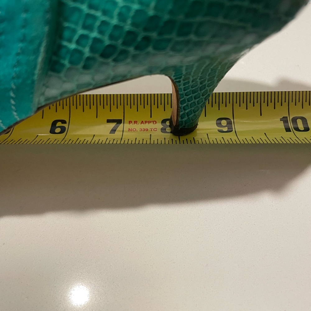 Loeffler RANDALL Size 8 - Picture 10 of 12